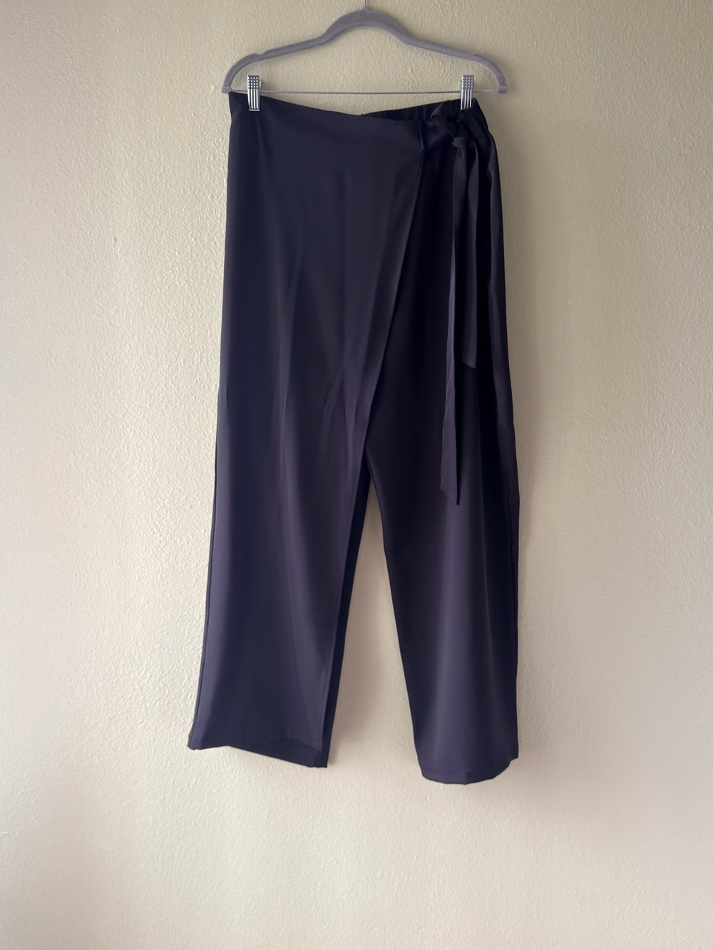 HALARA Black Wrap-Front Wide Leg Pants